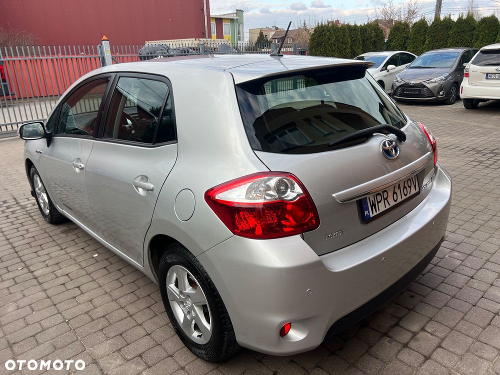 Toyota Auris - 13