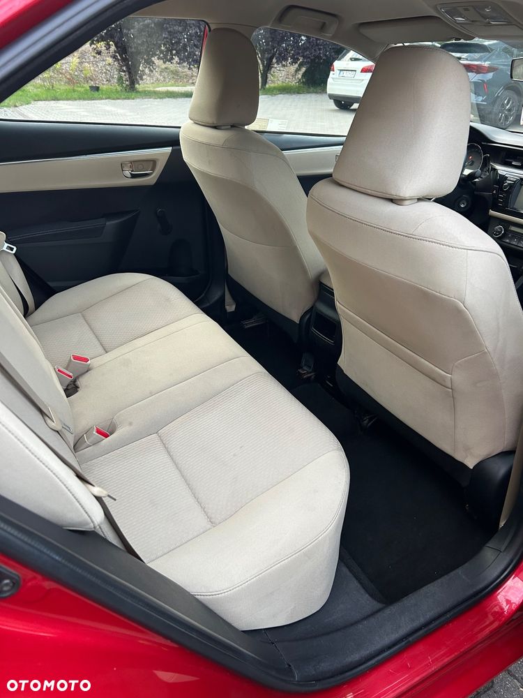 Toyota Corolla - 8