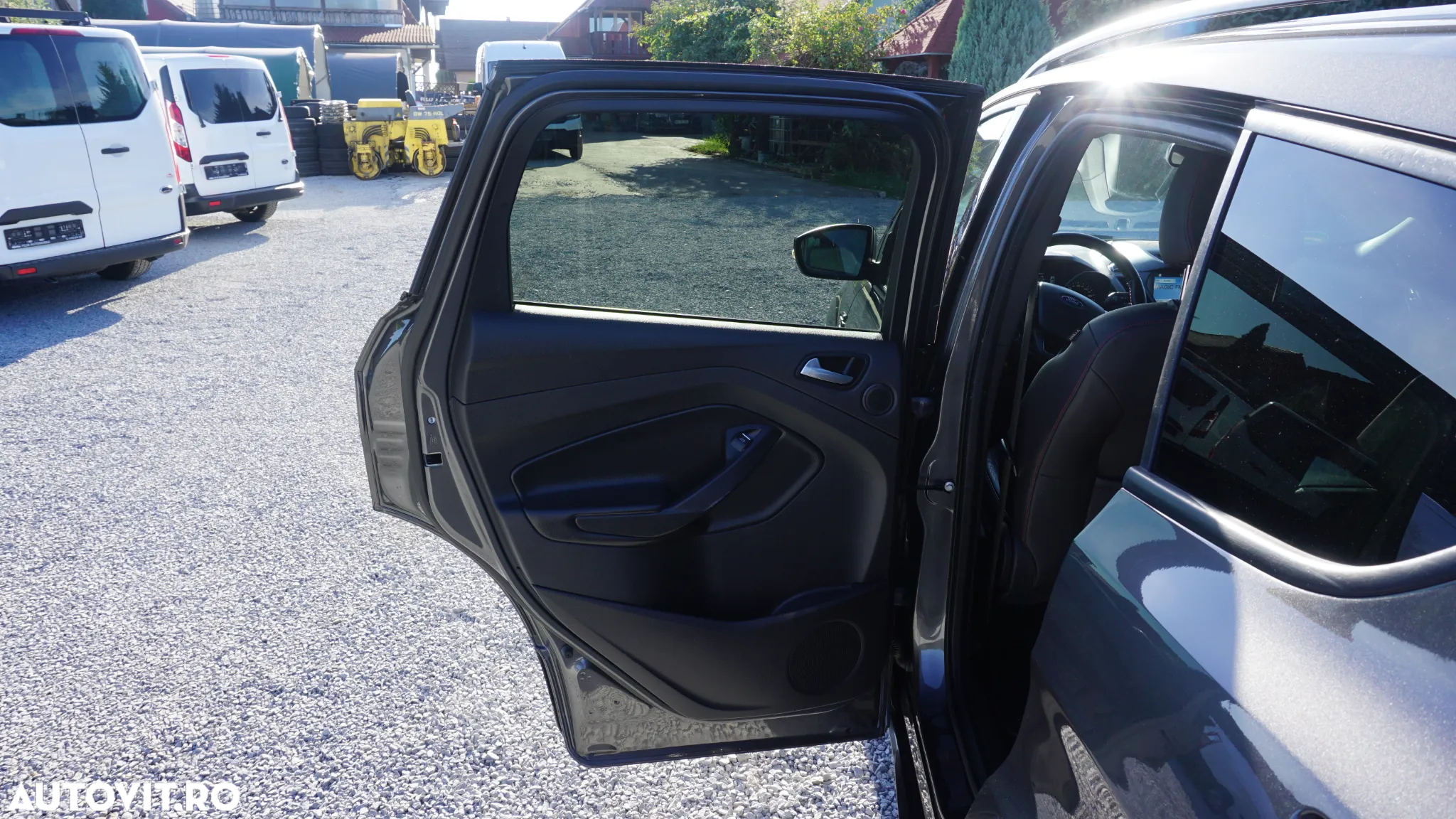 Ford Kuga 1.5 EcoBoost 4x4 Aut. ST-Line - 7