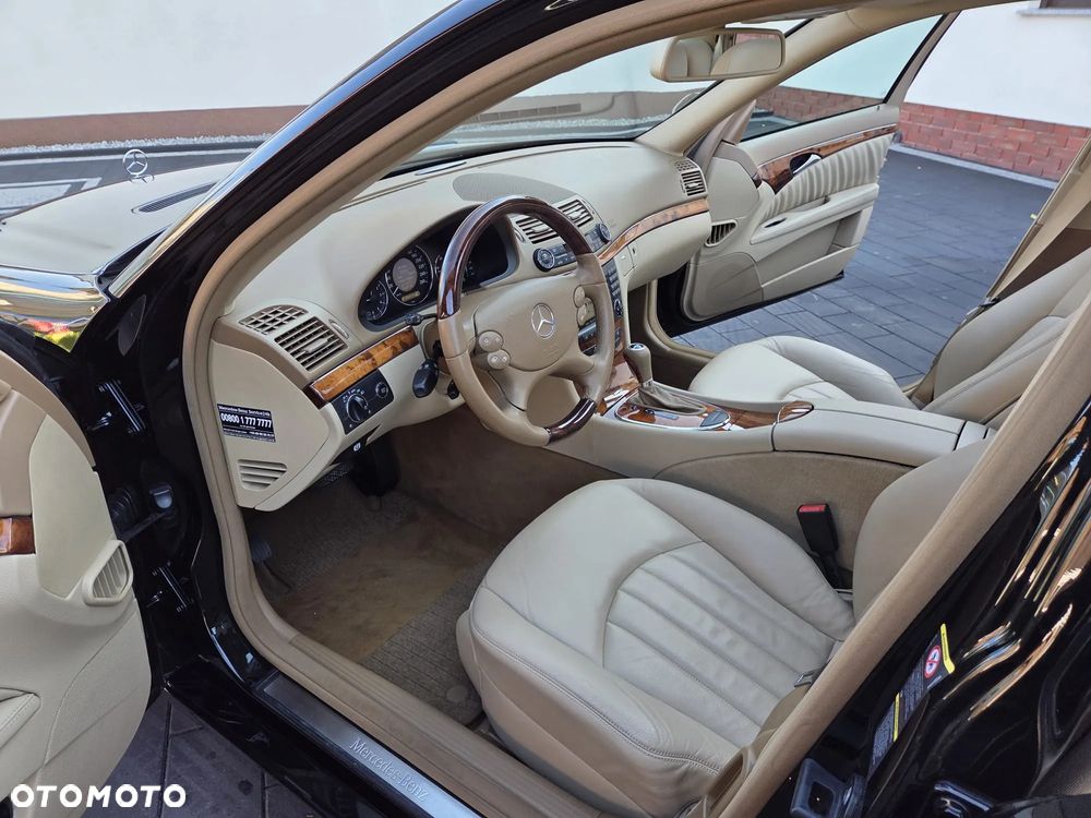 Mercedes-Benz Klasa E - 9