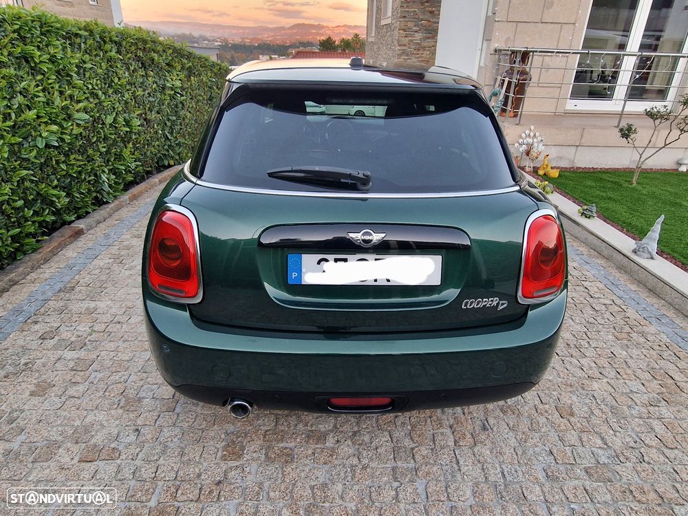 MINI 5 Portas Cooper D - 11