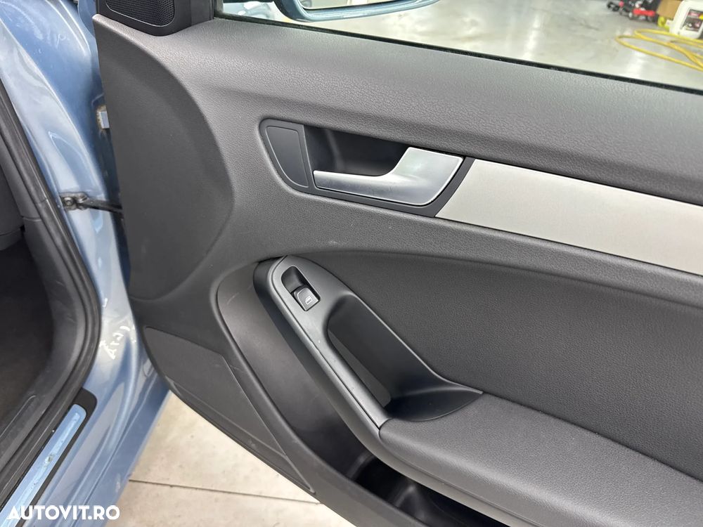 Audi A4 Limuzina 2.0 TDI DPF Ambition - 17