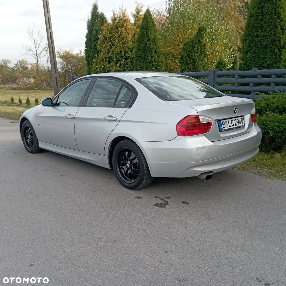 BMW Seria 3 ver-1-4-tsi-green-tec-ambition - 6