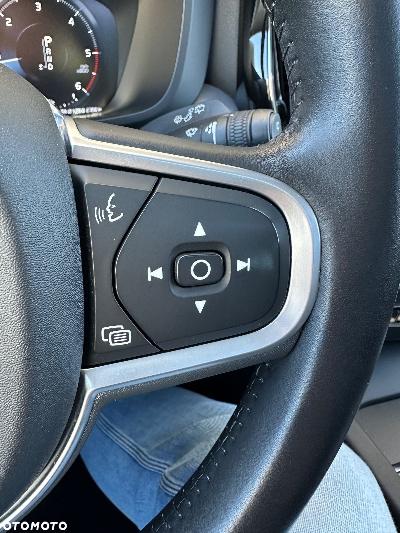 Volvo XC 60 D4 AWD Geartronic Momentum - 9