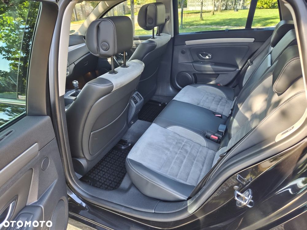 Renault Laguna dCi 150 FAP Start-Stop GT - 25