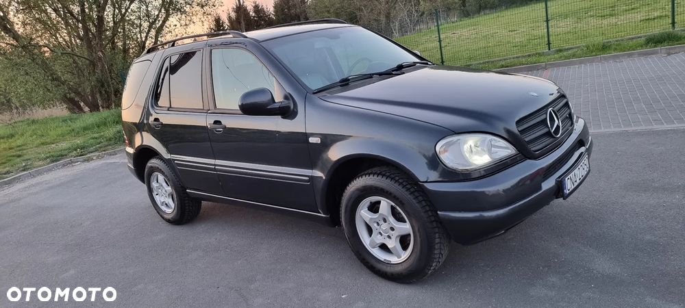 Mercedes-Benz ML - 7