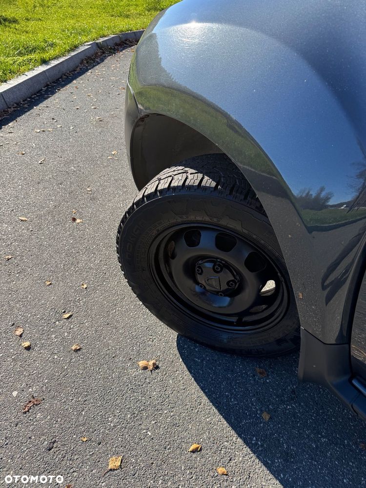 Dacia Duster 1.6 SCe Blackshadow 4x4 S&S - 31