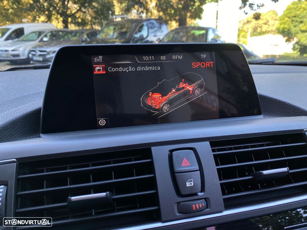 BMW 220 d Cabrio Pack M - 32