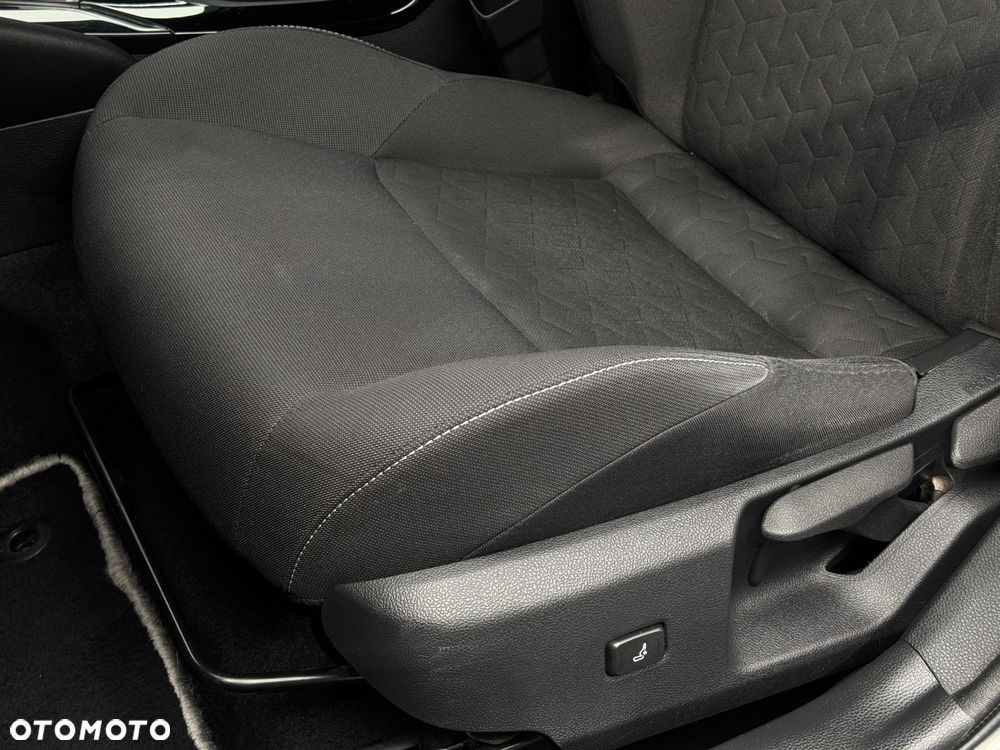 Toyota Corolla 2.0 Hybrid Comfort - 13