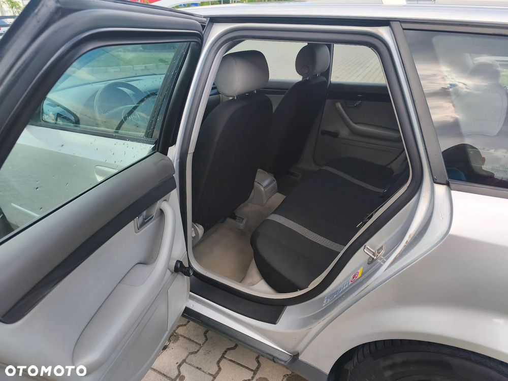 Audi A4 Avant 1.6 - 16