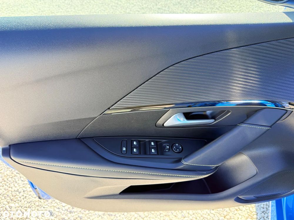 Peugeot 208 1.2 PureTech GT S&S EAT8 - 19