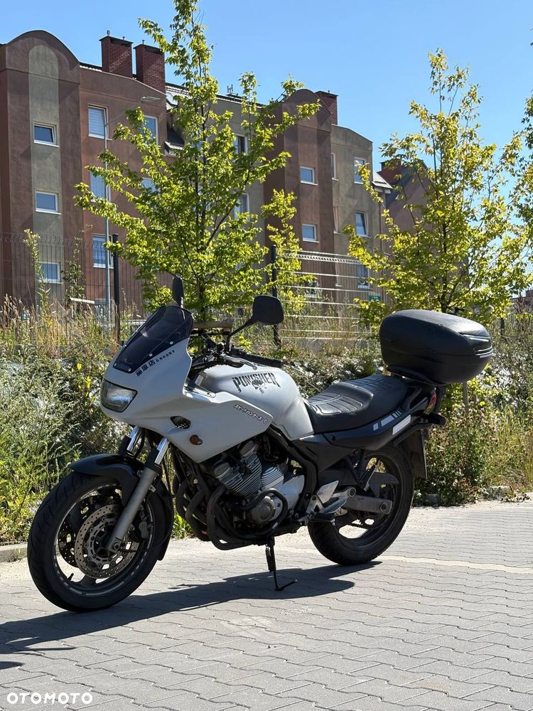 Yamaha XJ - 3
