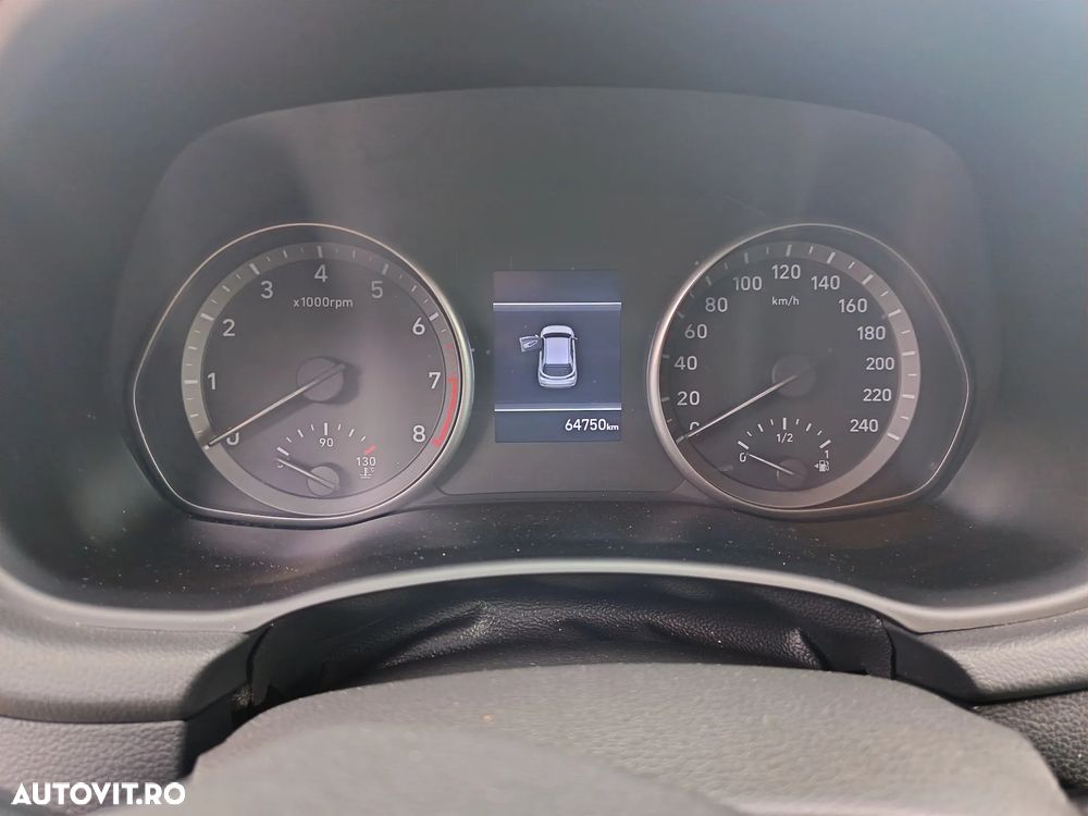 HYUNDAI i30 2023 — imagine 8