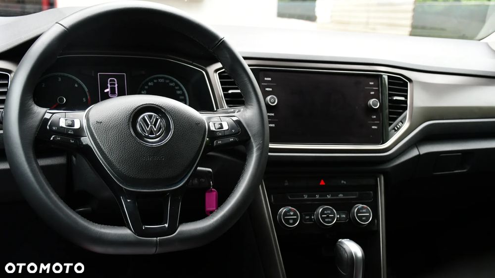 Volkswagen T-Roc - 25