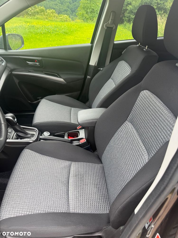 Suzuki S-Cross - 11