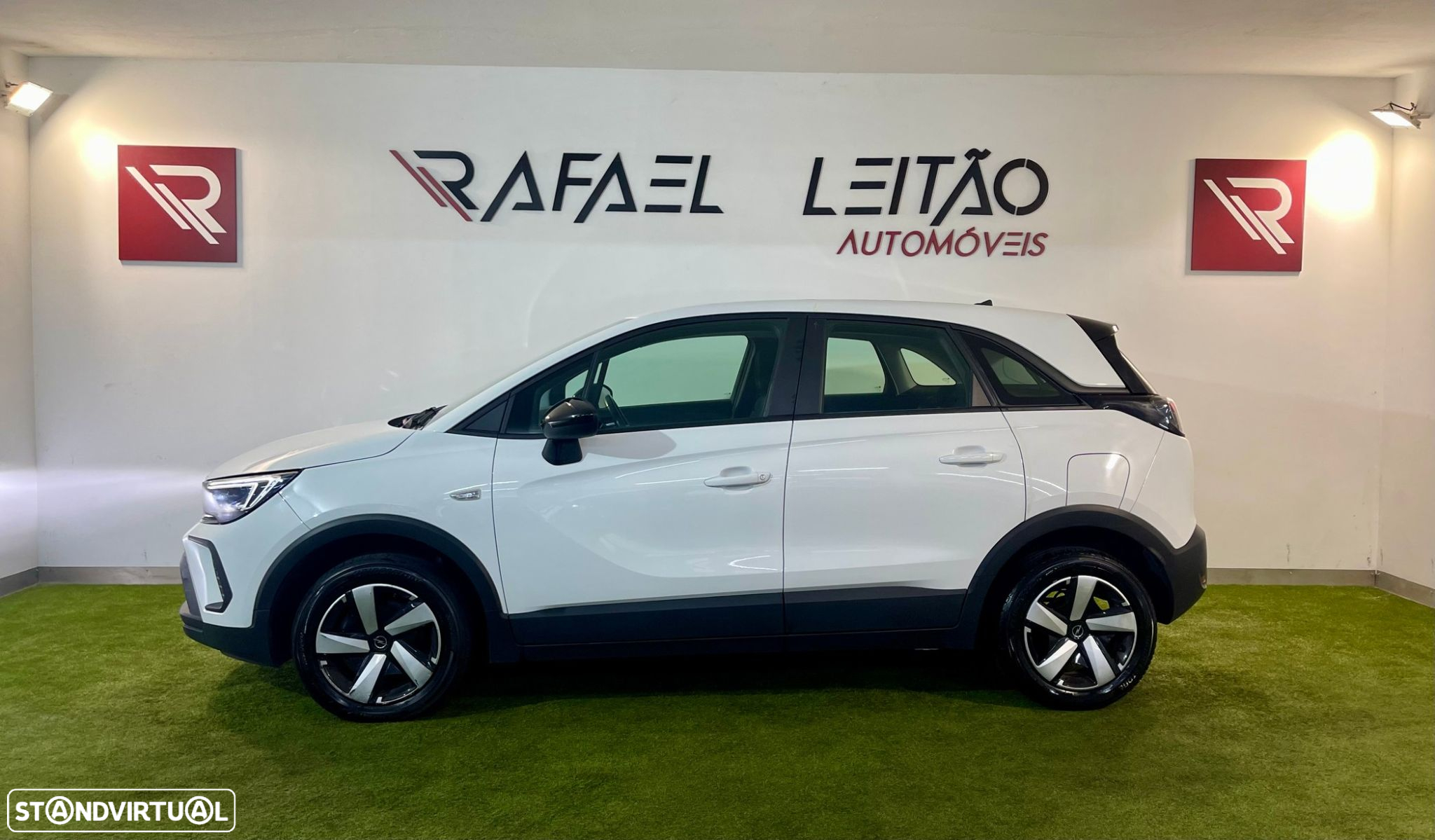 Opel Crossland 1.2 T Business Edition - 9