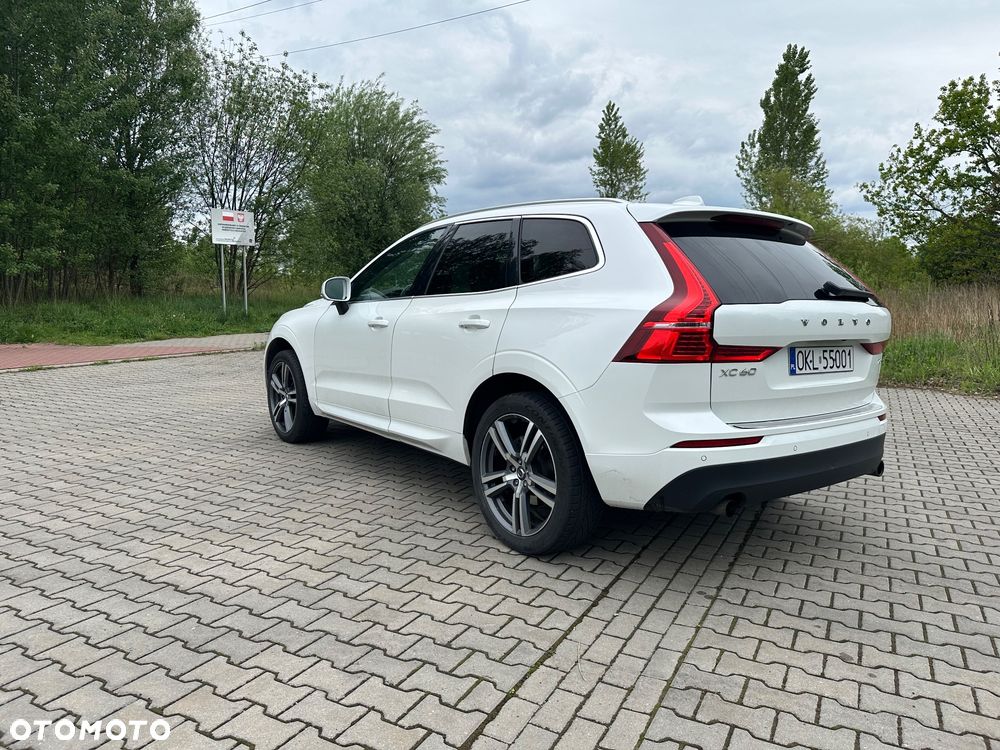 Volvo XC 60 T5 Momentum Pro - 7