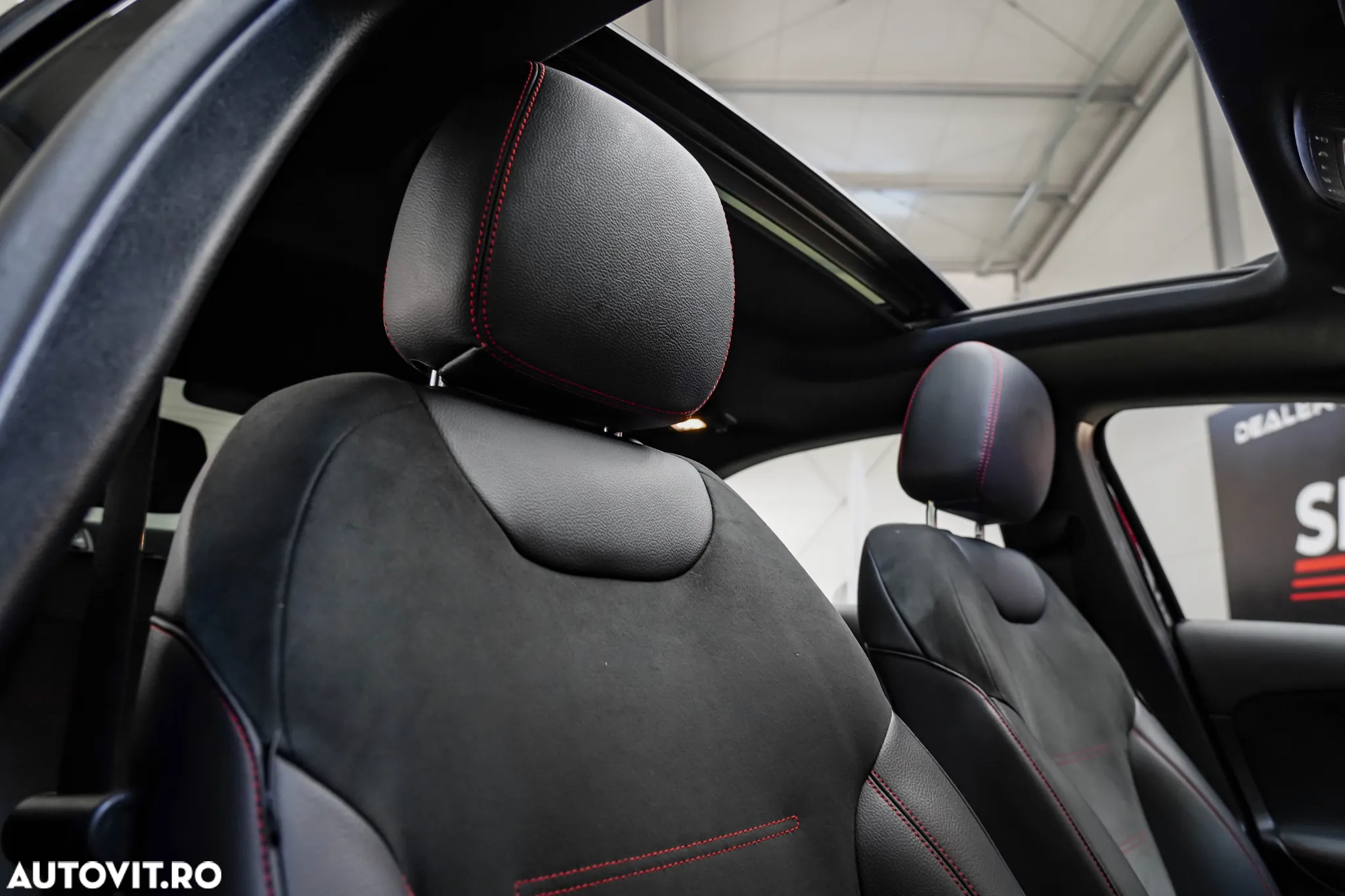 Mercedes-Benz A 180 7G-DCT AMG Line - 13