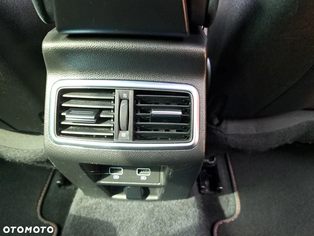 Renault Megane 1.8 TCe FAP R.S Trophy EDC - 13