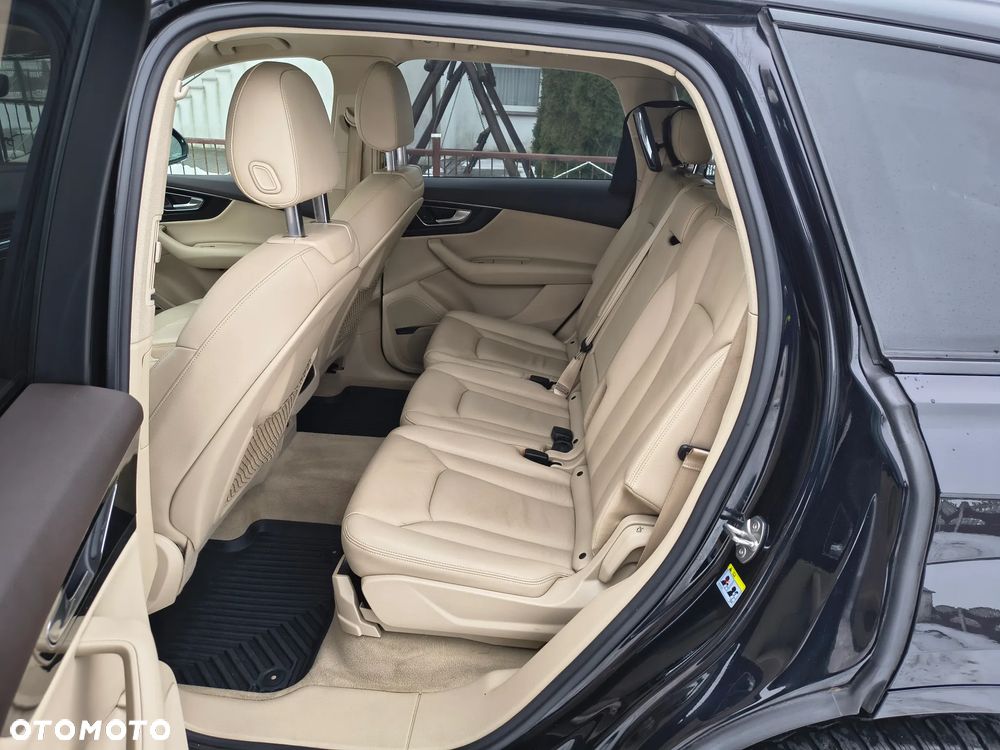 Audi Q7 3.0 TFSI Quattro Tiptronic - 13