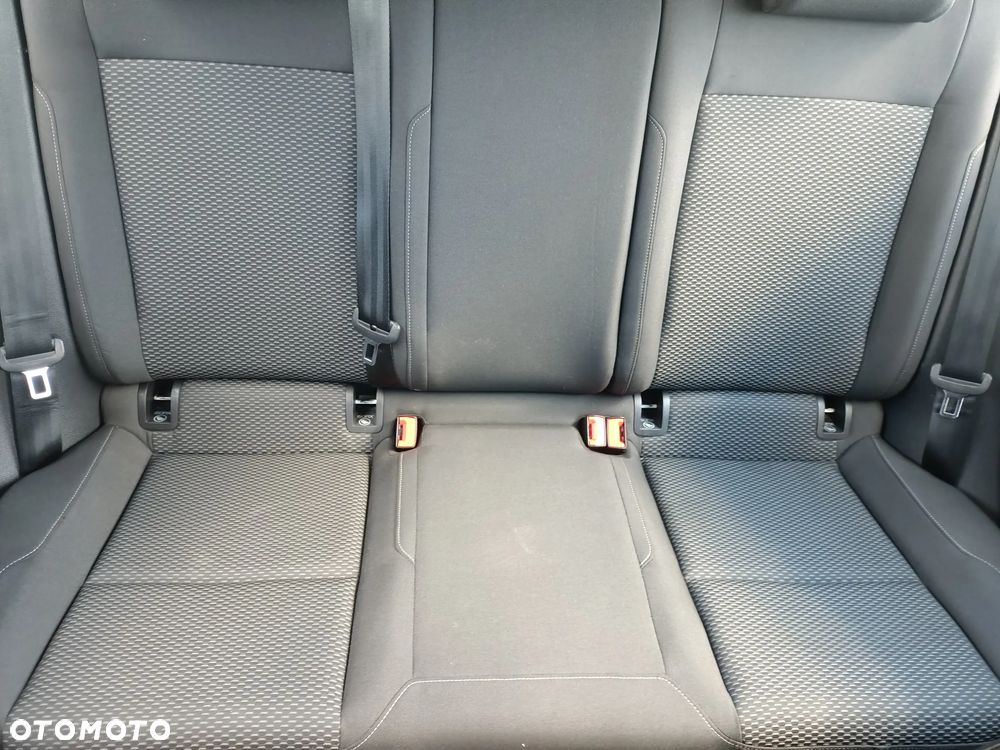 Volkswagen Golf Variant 1.6 TDI (BlueMotion Technology) Trendline - 22