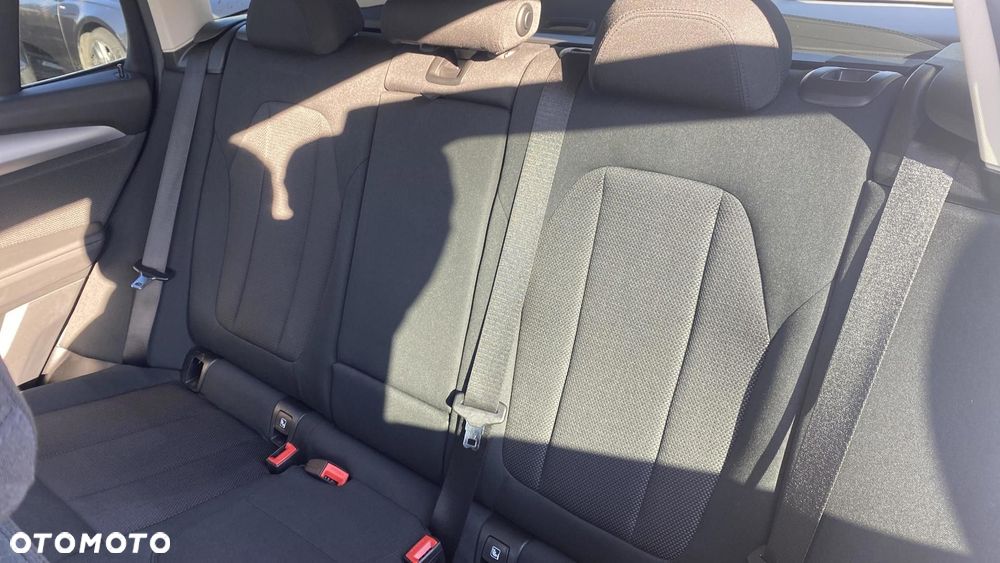 BMW X3 xDrive20d Advantage - 13