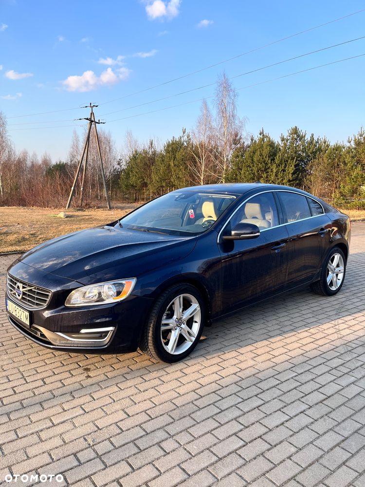Volvo S60 - 2