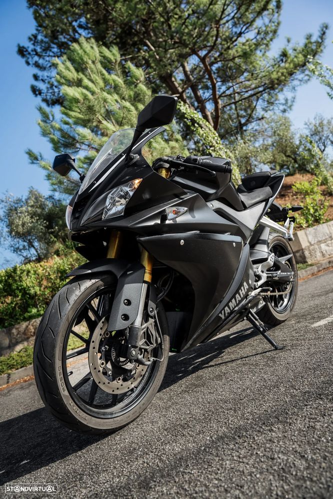 Yamaha YZF R125 - 10