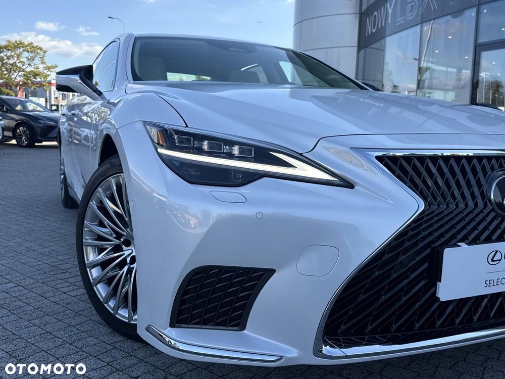 Lexus LS 500h Omotenashi AWD - 24