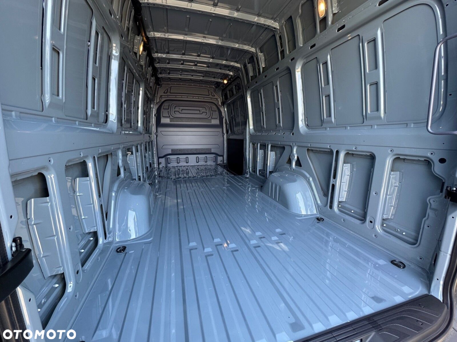 Mercedes-Benz Sprinter 319 CDI KA OM654 długi PRO - 13