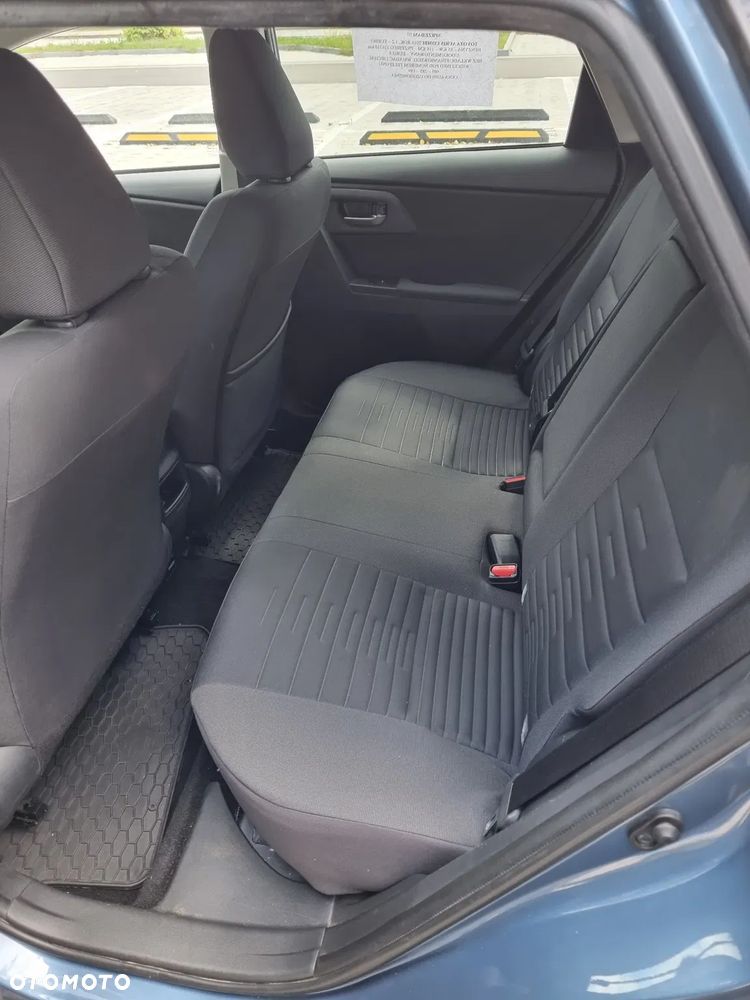 Toyota Auris - 9