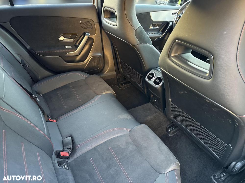 Mercedes-Benz A 250 e Aut. - 12
