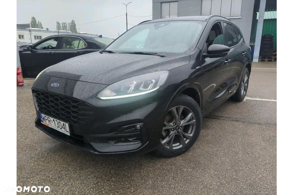Ford Kuga - 1