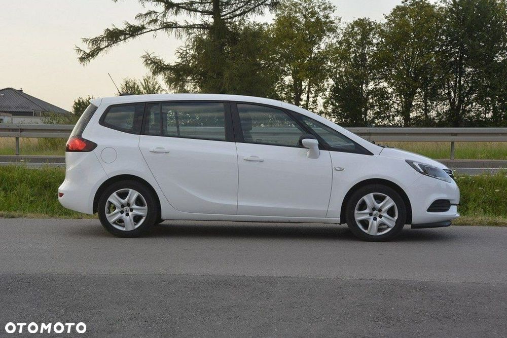 Opel Zafira 1.6 CDTI Enjoy S&S - 11