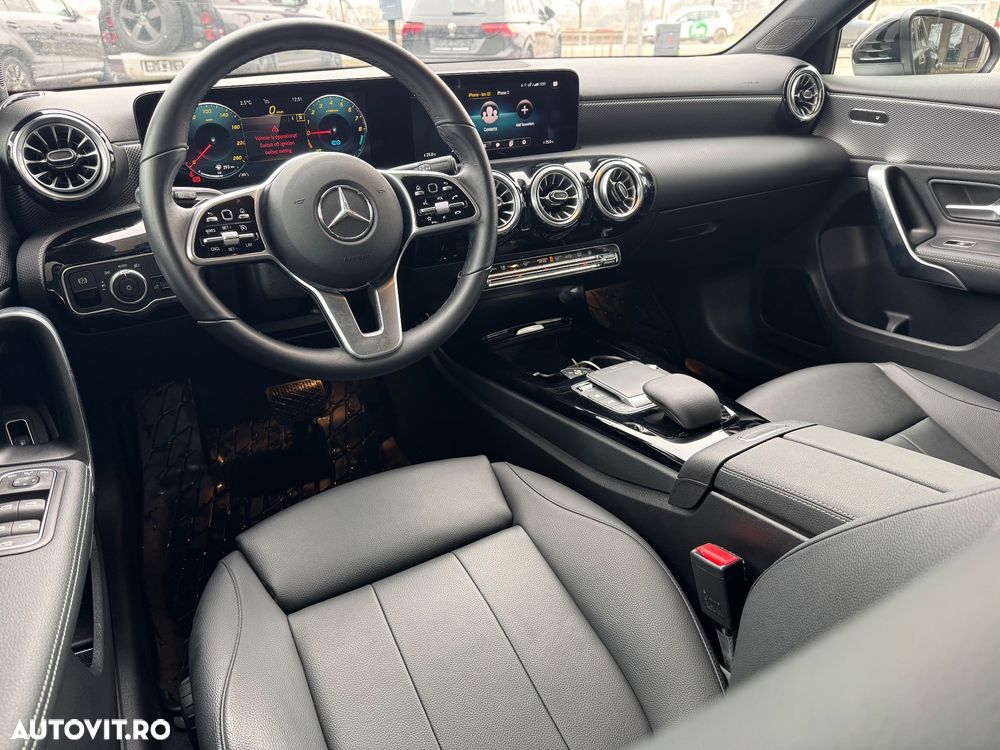 Mercedes-Benz A 250 e Sedan Aut. - 10