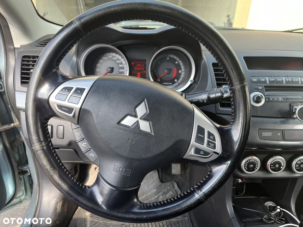 Mitsubishi Lancer 2.0 DI-D Intense - 8