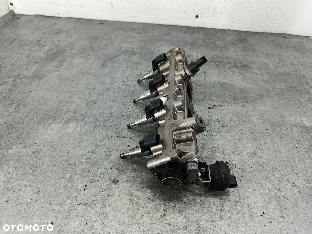 LISTWA WTRYSKOWA BENZYNA VW PASSAT B6 GK00266 1.6 FSI - 7