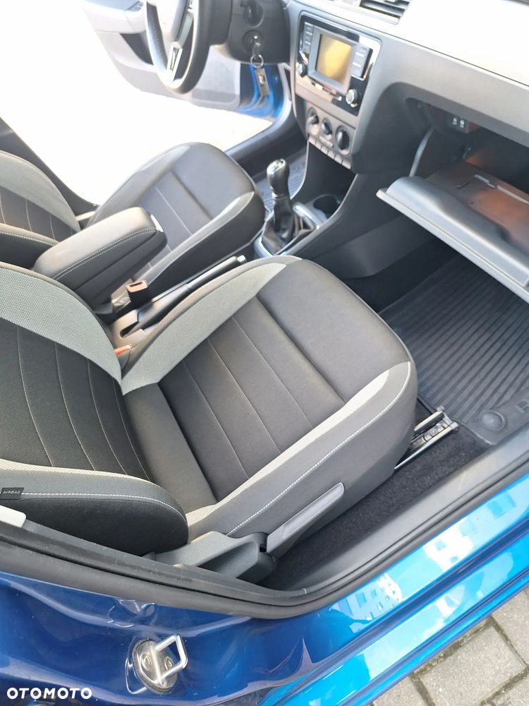 Skoda RAPID 1.2 TSI Ambition - 18