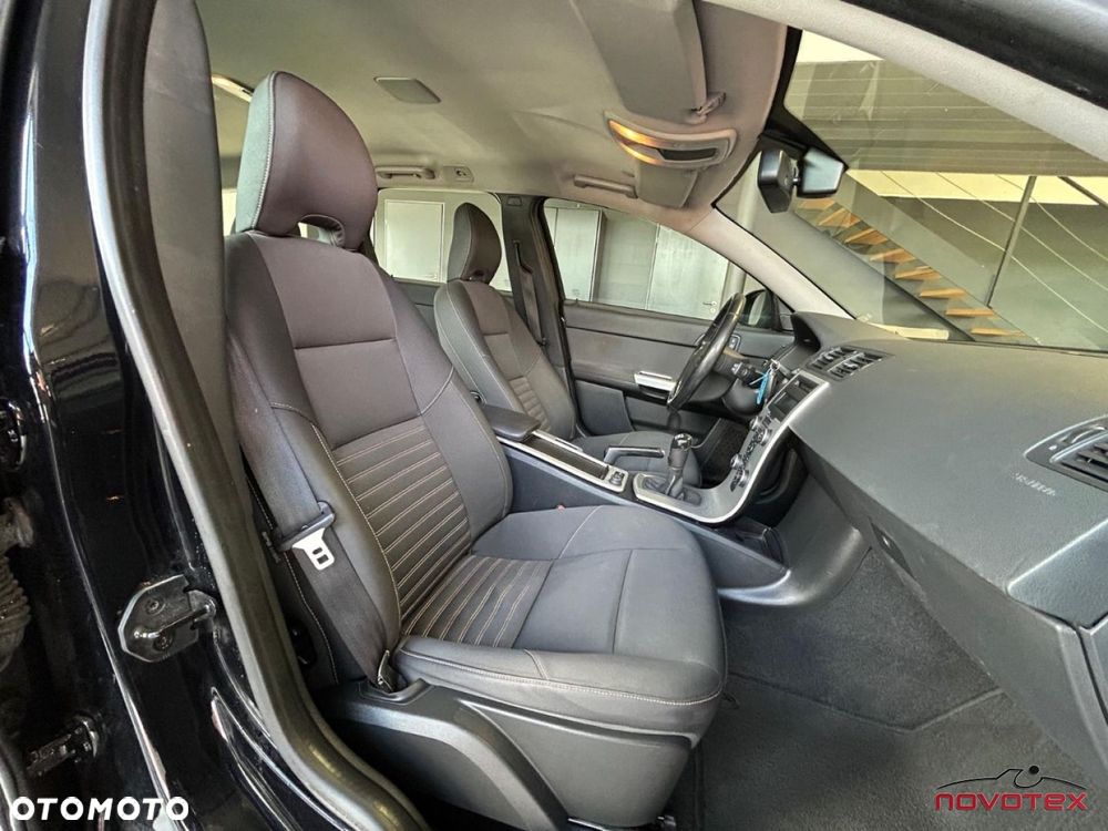 Volvo V50 D2 Momentum Start-Stop - 15