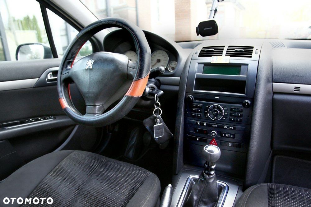 Peugeot 407 - 14