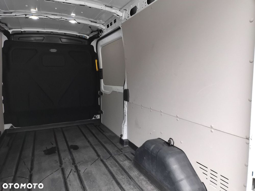 Ford transit - 15