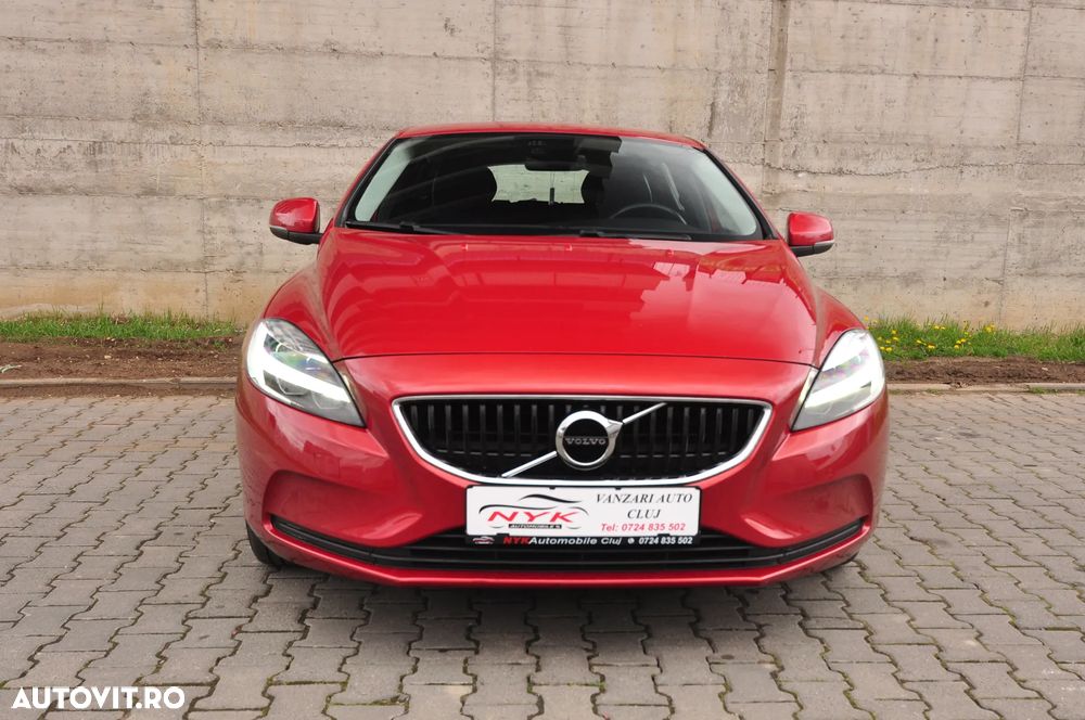Volvo V40 T2 Geartronic Momentum - 8