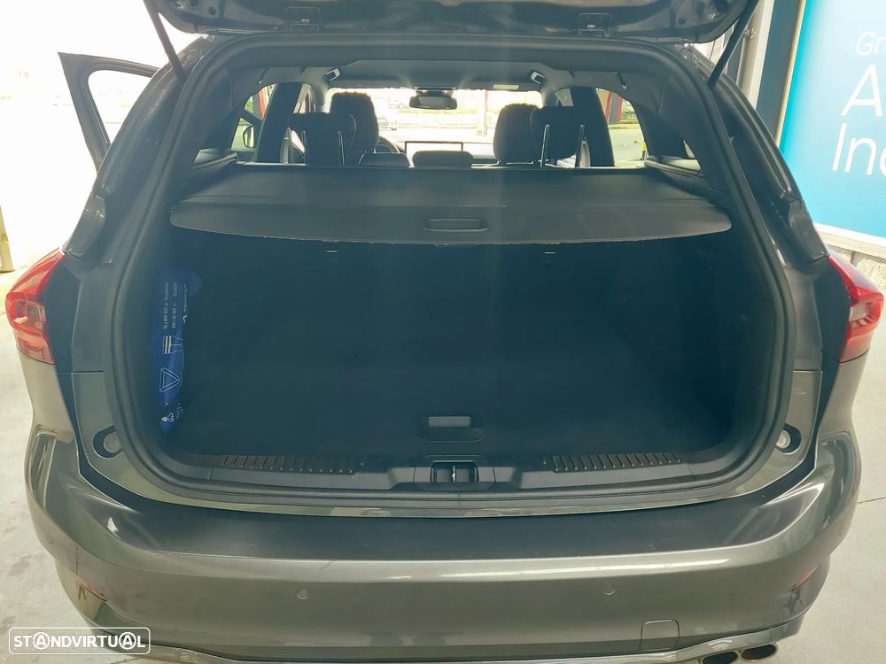Ford Focus SW 1.0 EcoBoost ST-Line X - 22