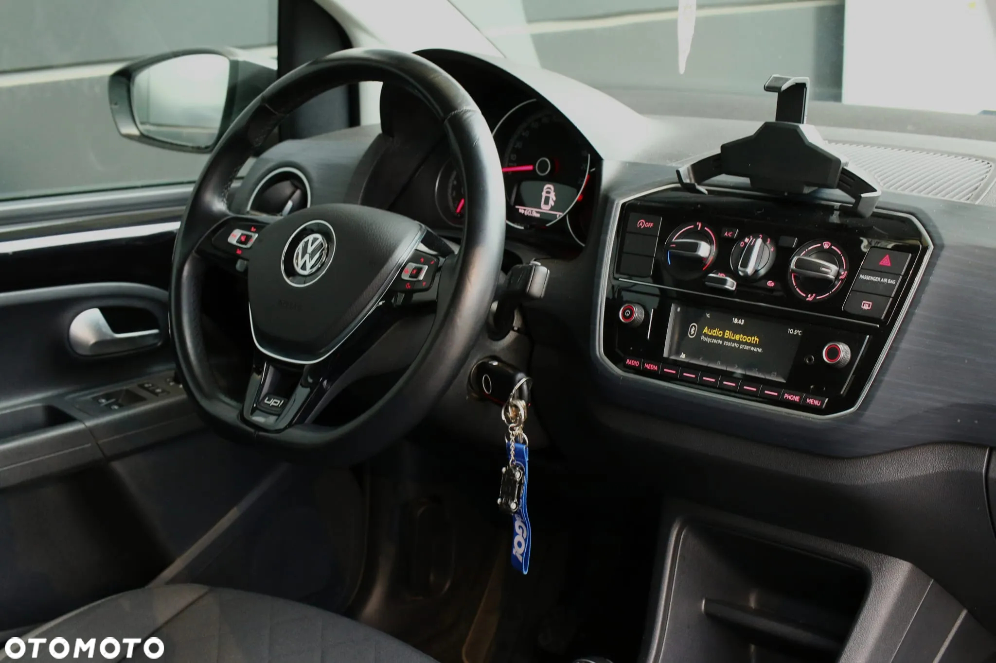 Volkswagen up! - 10