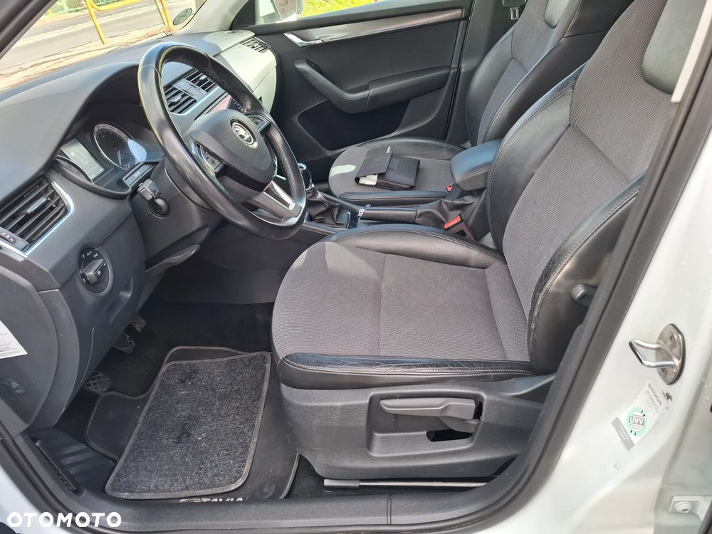 Skoda Octavia 1.6 TDI Premium Edition - 34