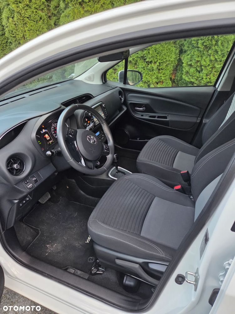 Toyota Yaris - 6