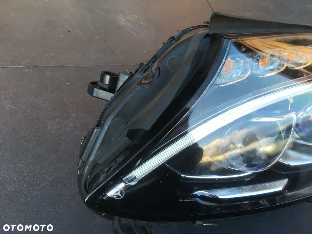 LAMPA PRZÓD LEWA REFLEKTOR LEWY Mercedes C KLASA W205 A205 14-18 A2059068701 ILS - 2