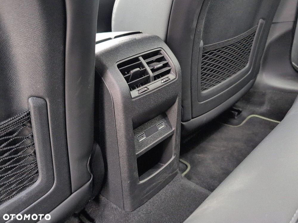 Peugeot 308 - 13