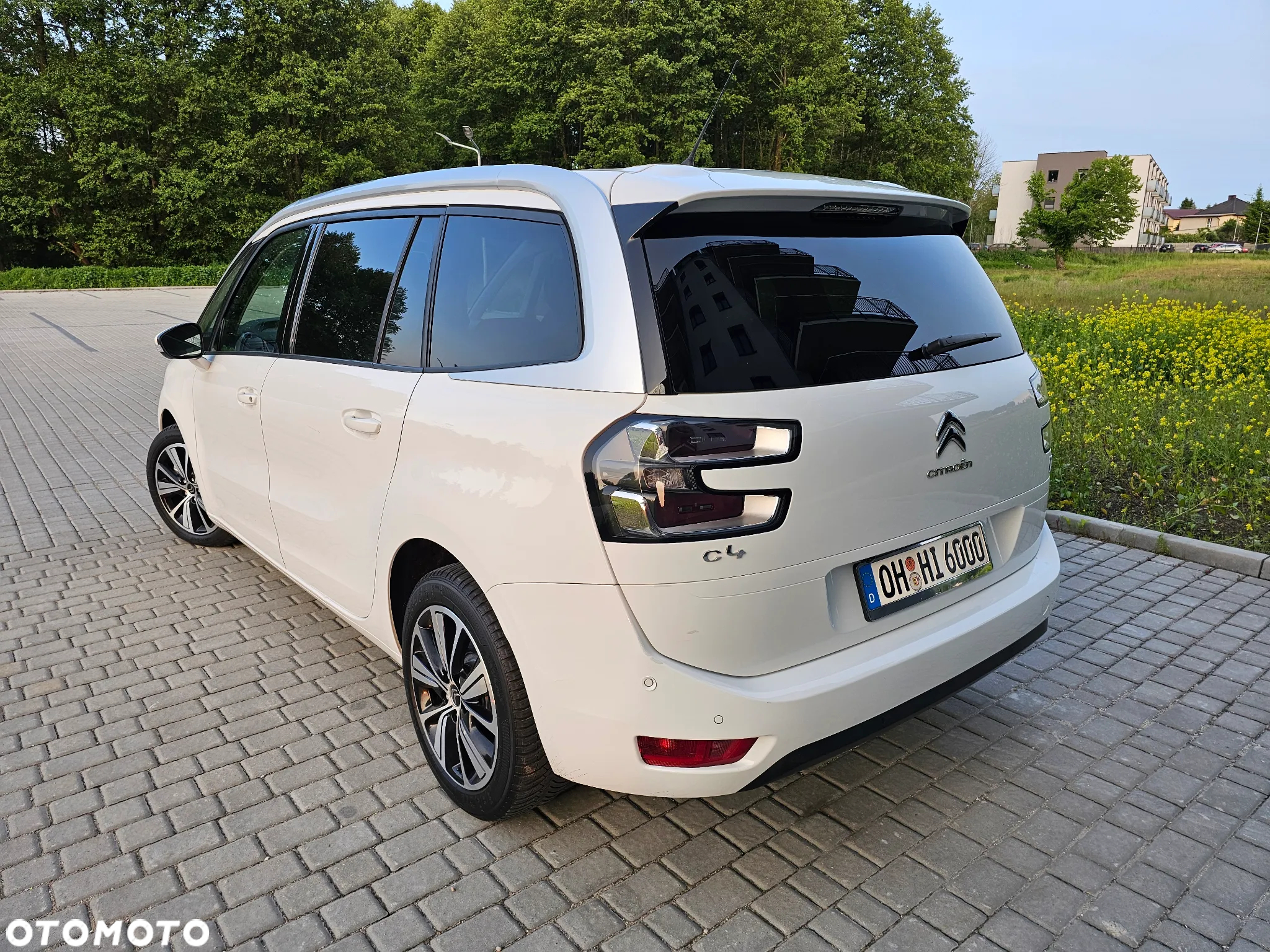 Citroën C4 Grand Picasso 2.0 BlueHDi Exclusive - 4