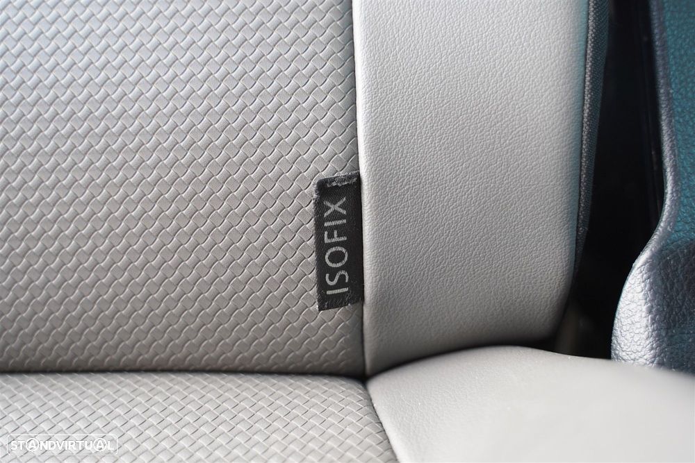 VW Caravelle 2.0 TDi BM Longa Comfortline - 15